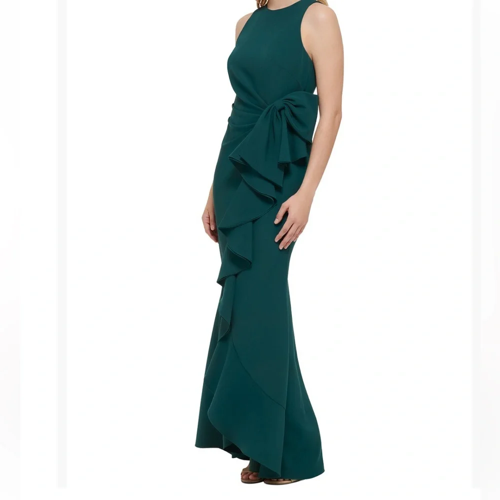 Eliza J green gorgeous prom gown. Size 10. Worn 1x to a Christmas brunch. - Picture 3 of 4